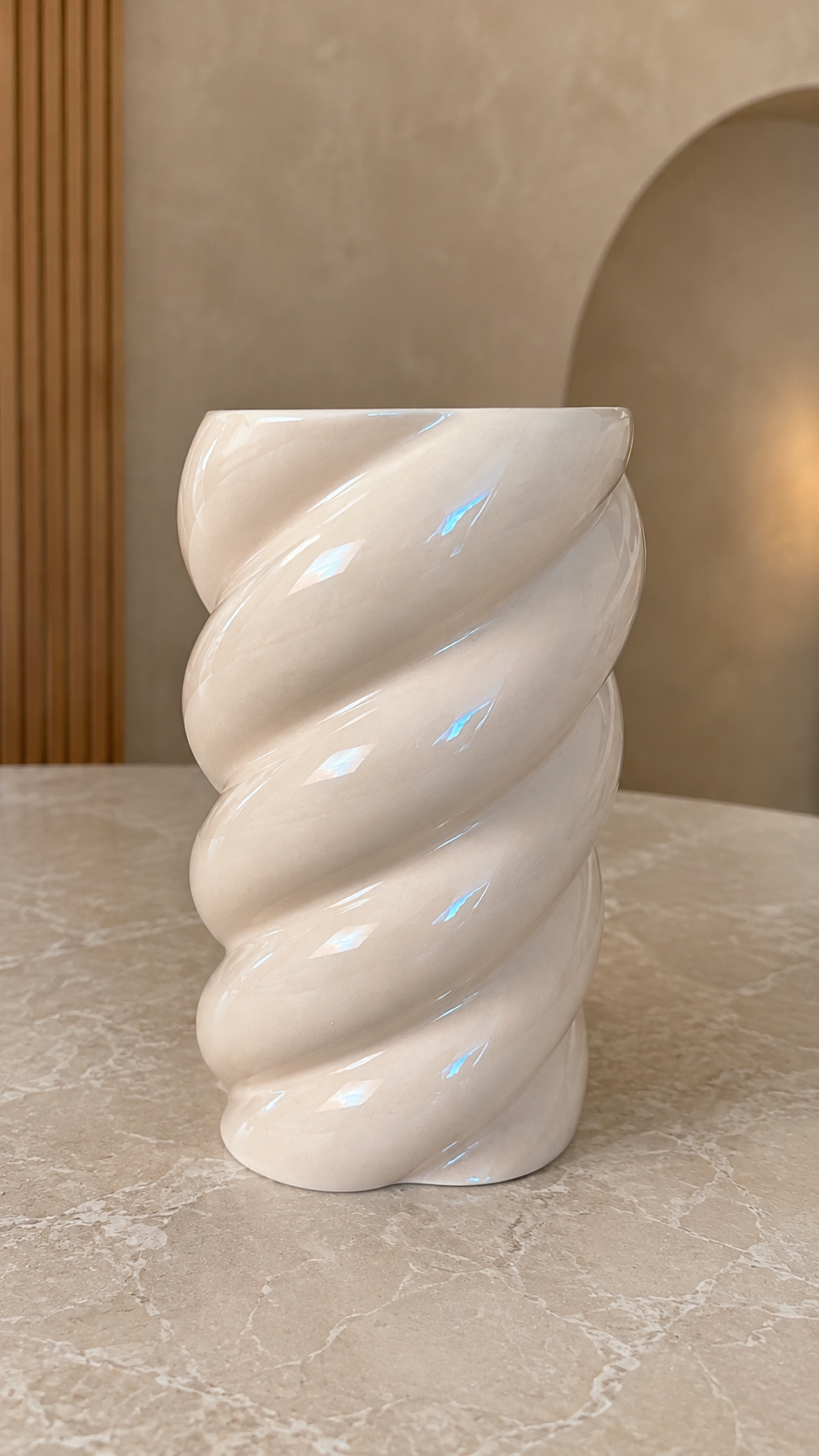 Spira Vase